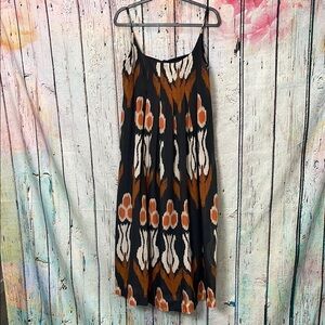 Stylish Black and Orange Patterned Dress